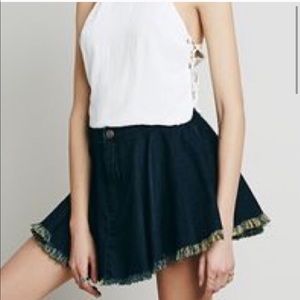 Free people dark wash frayed denim skirt medium